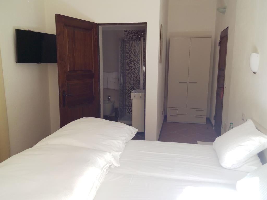 Casa Baroli B&B Cannobio Room photo